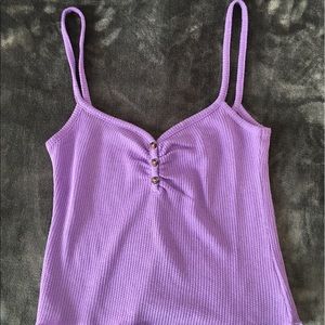 purple tank top